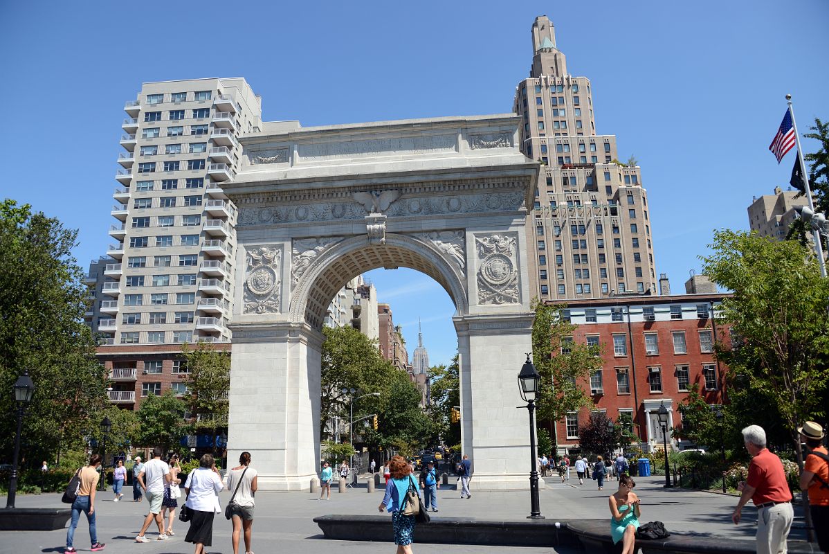 08 New York Washington Square Park Washington Arch With 2 Fifth Ave, Empire State Building, One Fifth Ave